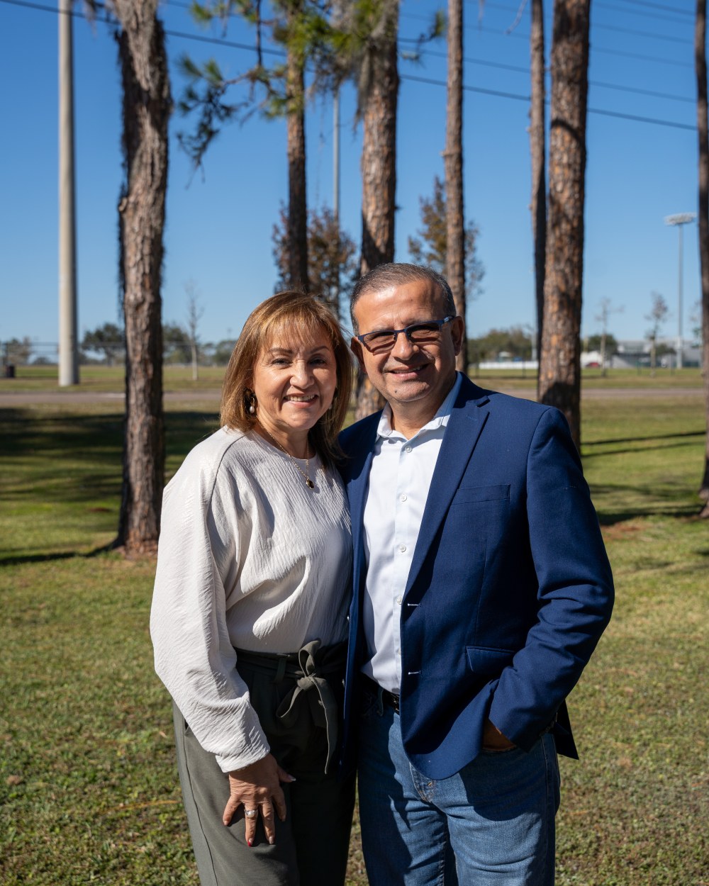 Pastores Hector y Adriana